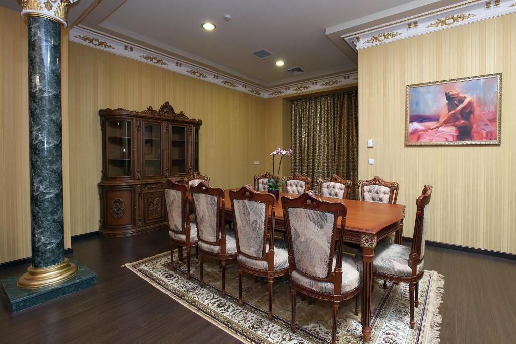 Darhan Boutique Hotel ทาชเคนต์ ภายนอก รูปภาพ