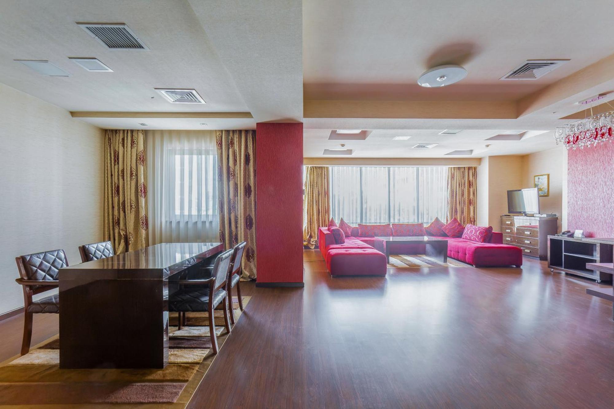 Darhan Boutique Hotel ทาชเคนต์ ภายนอก รูปภาพ